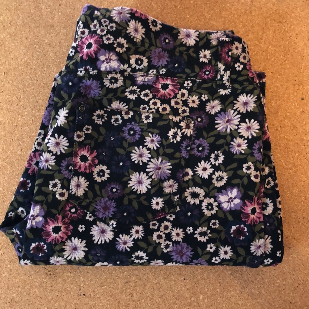 Floral jeggings never worn.